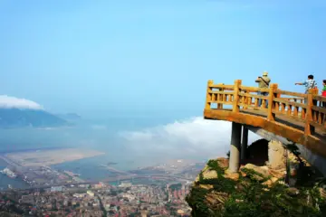 Embracing the Wonders of Jiangsu’s Lianyungang: A Tourist’s Guide to the Yuntai Mountain Scenic Area Embracing the Wonders of Jiangsu’s Lianyungang: A Tourist’s Guide to the Yuntai Mountain Scenic Area