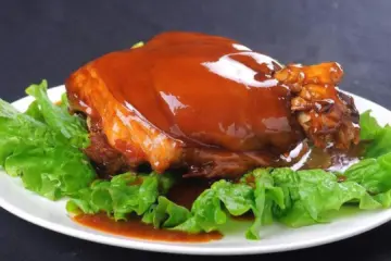 The Delectable Dongpo Elbow: A Culinary Journey into Sichuan’s Rich Heritage The Delectable Dongpo Elbow: A Culinary Journey into Sichuan’s Rich Heritage