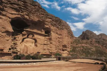 Discover the Rich Heritage of Bingling Temple World Cultural Heritage Tourism Area in Linxia, Gansu Discover the Rich Heritage of Bingling Temple World Cultural Heritage Tourism Area in Linxia, Gansu