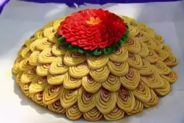 The Art of Liangzhou Mooncakes: A Culinary Heritage from Wuwei, Gansu