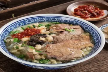 The Flavorful Journey of Pingliang Mutton Puffed Bread in Gansu Province