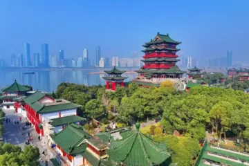 Discover the Enchanting Beauty of Mei Ling-Teng Wang Pavilion Scenic Area in Nanchang, Jiangxi
